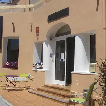 Bel Ombra Hotel 2*